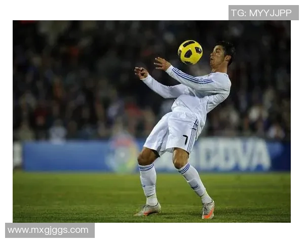 世界足球史上停球技术最稳的球员是谁？揭秘顶级球员的停球艺术与技巧